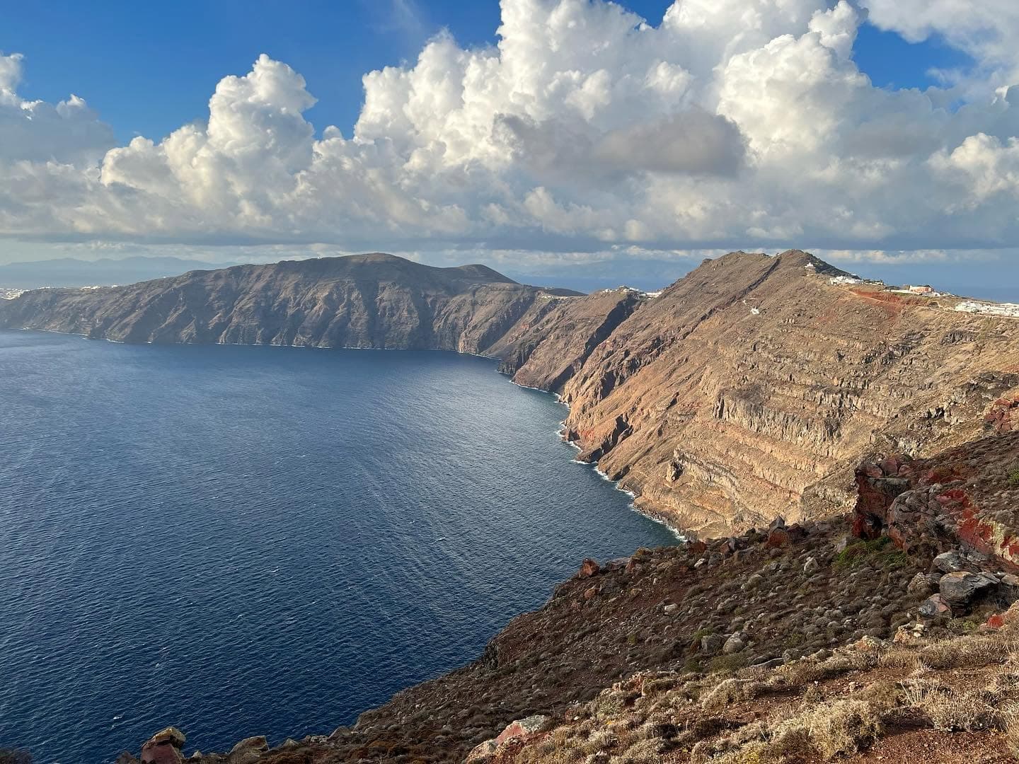 Santorini: 5 Ways to Experience It Like a Local